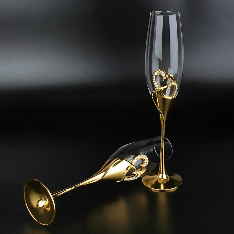 Taça Com Detalhe em Coração e Ouro